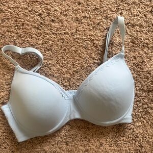 Women's White Lace Trim Bra. Size 38D.